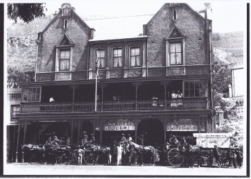 Whyte's Building in 1900